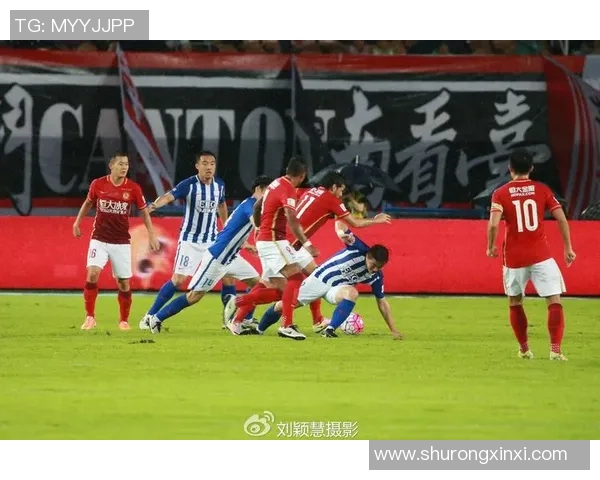 恒大与香港足球对决直播评论精彩回顾及赛后分析