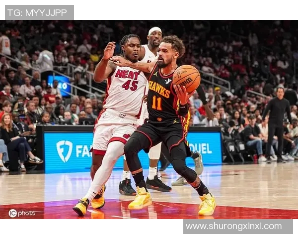 戴维斯在对阵鹈鹕的比赛中狂砍41分展现超强实力引发热议