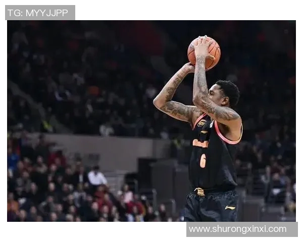 马尚布鲁克斯的篮球之路与职业生涯的辉煌成就与挑战 马尚布鲁克斯的篮球之路与职业生涯的辉煌成就与挑战