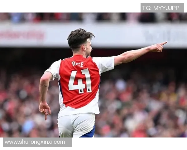 马丁内利的崛起之路:从青涩小将到足坛新星的成长历程 马丁内利的崛起之路:从青涩小将到足坛新星的成长历程