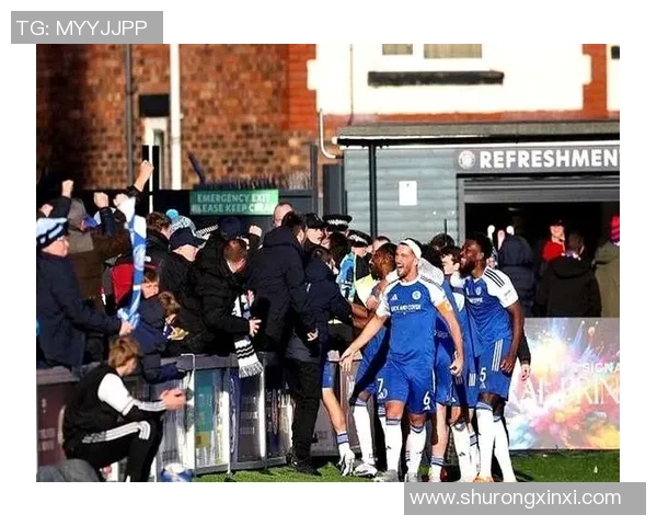 利物浦与曼城激战后球员与教练的精彩赛后采访回顾